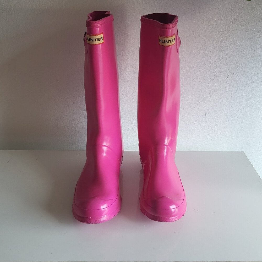 Hunter pink tall nebula rain rubber boots size 5B 6G